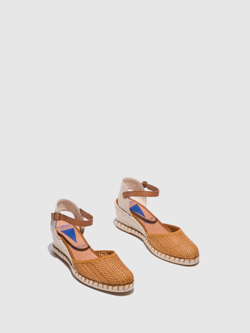 Verbenas Camel Wedge Sandals