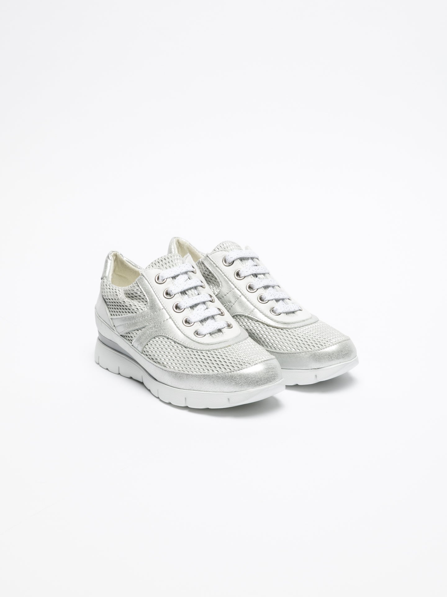 The Flexx White Lace-up Trainers